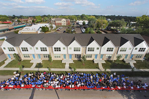 Hubbell team in front of its second Hubbell Extreme Build: “9 Homes in 9 Days for 9 Families."